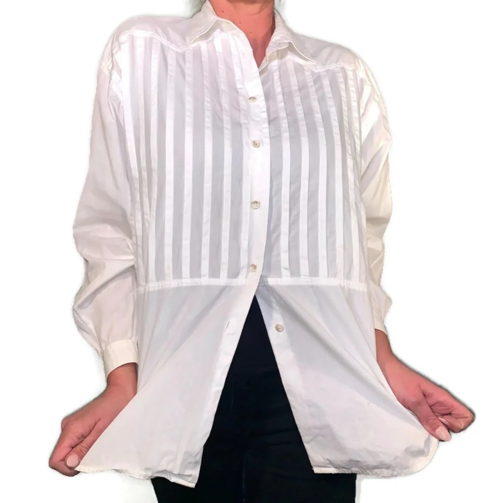 vintage white button down shirt / liz claiborne pleated long sleeve blouse / M - Picture 2 of 5